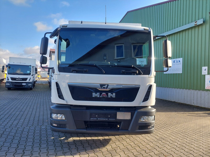 MAN TGL 8.190 L 4x2 Euro 6 Plane gFH LBW AHK (16) - Plane LKW: das Bild 3 MAN TGL 8.190 L 4x2 Euro 6 Plane gFH LBW AHK (16) - Plane LKW: das Bild 3