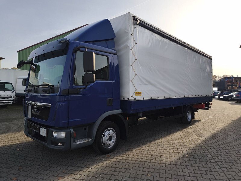 MAN TGL 8.220 4x2 Euro 6 LBW AHK (19) - Plane LKW: das Bild 1 MAN TGL 8.220 4x2 Euro 6 LBW AHK (19) - Plane LKW: das Bild 1