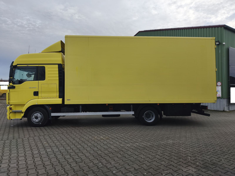 MAN TGL 8.220 4x2 Euro 6 Möbelkoffer Treppe AHK (35) - Koffer LKW: das Bild 5 MAN TGL 8.220 4x2 Euro 6 Möbelkoffer Treppe AHK (35) - Koffer LKW: das Bild 5