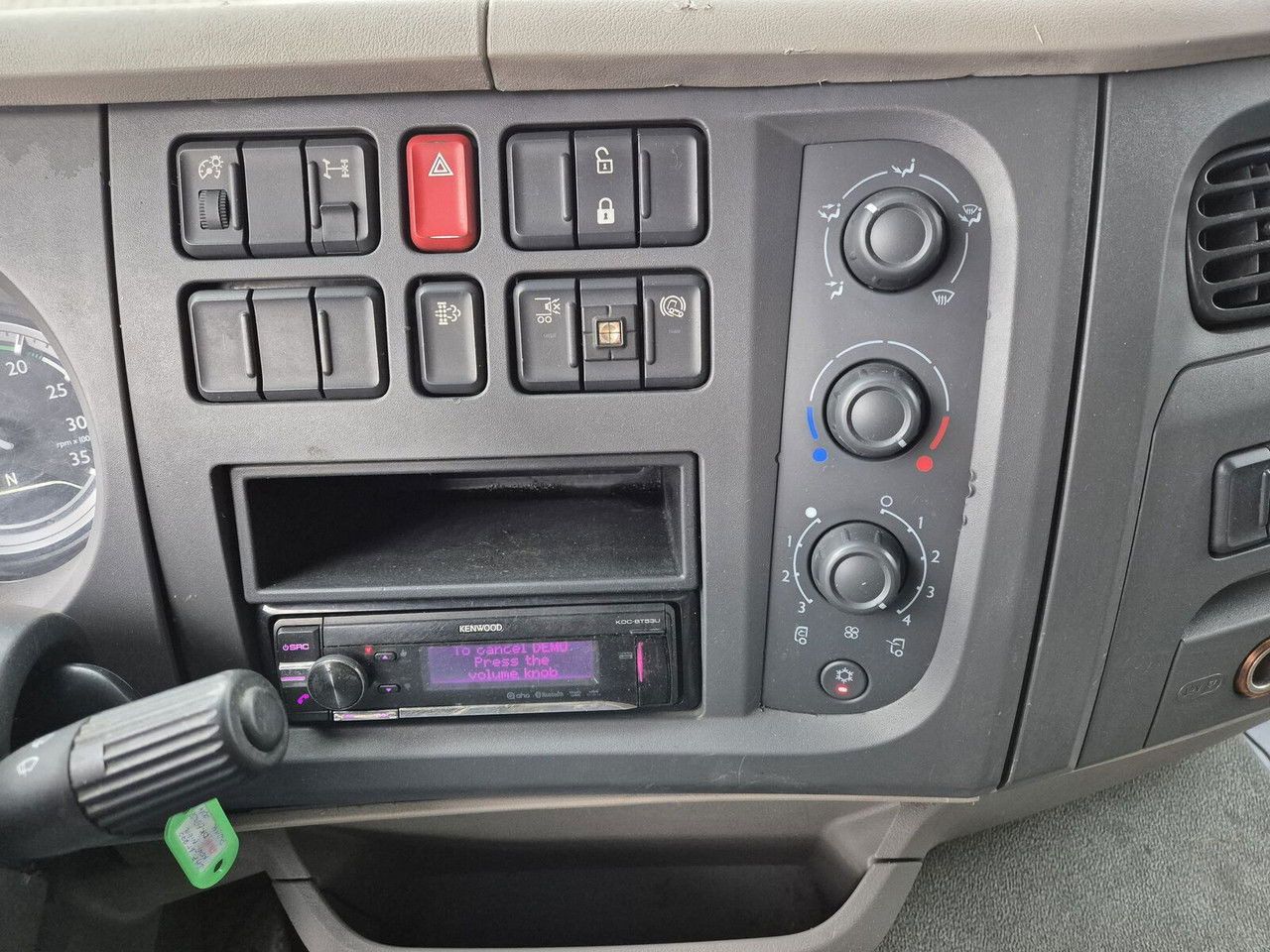 DAF LF 220  – Leasing DAF LF 220: das Bild 30