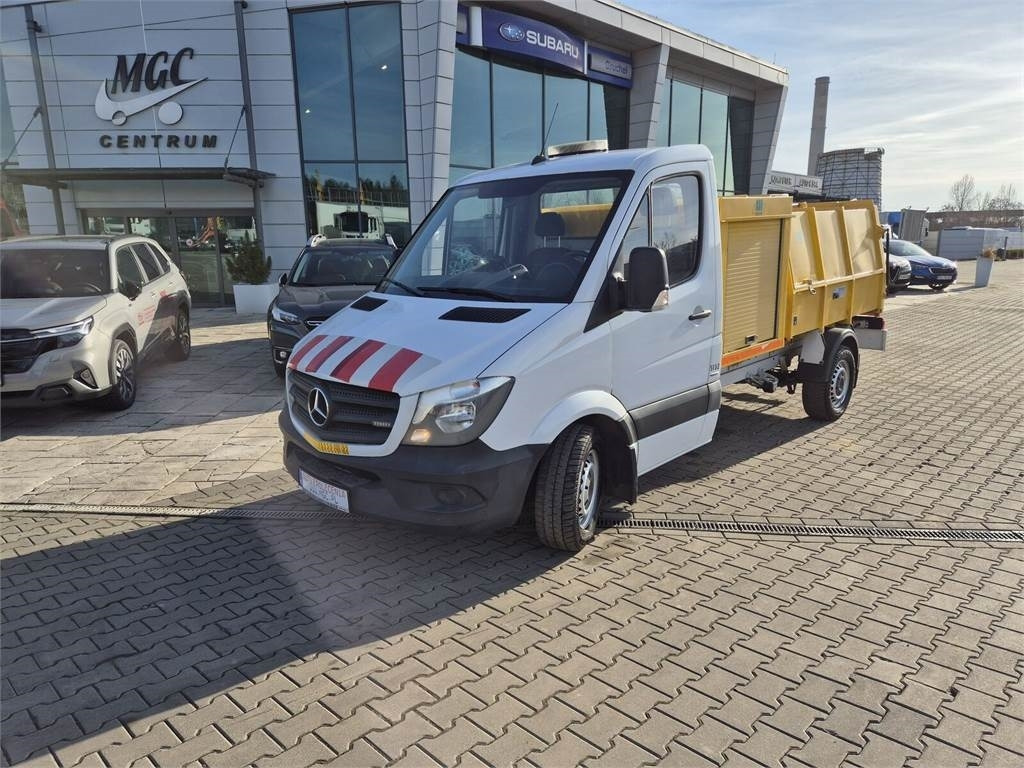 Mercedes-Benz Sprinter 316 CDi Aut. / HUMMEL HU2 / WEBASTO / 1 O - Müllwagen: das Bild 2 Mercedes-Benz Sprinter 316 CDi Aut. / HUMMEL HU2 / WEBASTO / 1 O - Müllwagen: das Bild 2