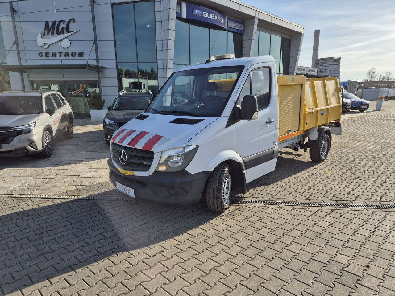 Mercedes-Benz Sprinter 316 CDi Aut. / Hummel HU2 / Webasto / 1 Owner - Müllwagen: das Bild 2 Mercedes-Benz Sprinter 316 CDi Aut. / Hummel HU2 / Webasto / 1 Owner - Müllwagen: das Bild 2