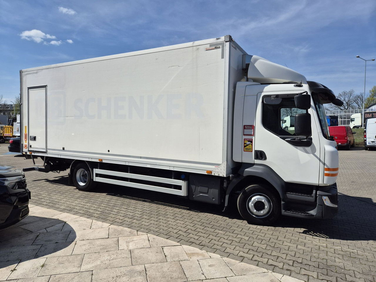 Renault D Gama 12.220 / LOW KM / Euro6 - Koffer LKW: das Bild 4 Renault D Gama 12.220 / LOW KM / Euro6 - Koffer LKW: das Bild 4