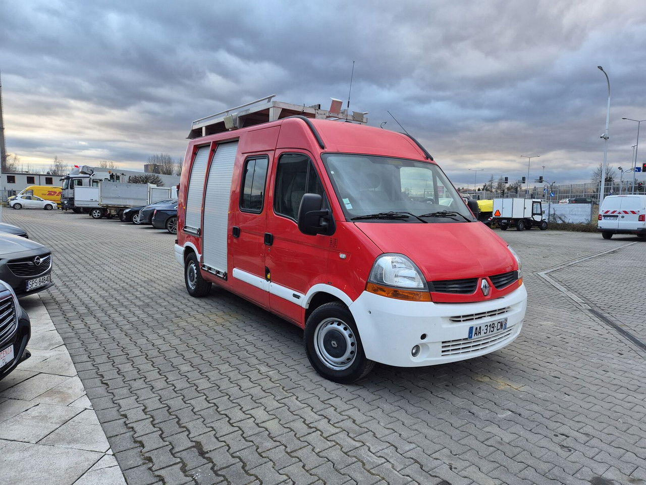 Renault Master 2.5 DCi / Only 25TKM / Like NEW / WE Have 3 THE Same Renault Master 2.5 DCi / Only 25TKM / Like NEW / WE Have 3 THE Same - Feuerwehrfahrzeug: das Bild 5 Renault Master 2.5 DCi / Only 25TKM / Like NEW / WE Have 3 THE Same Renault Master 2.5 DCi / Only 25TKM / Like NEW / WE Have 3 THE Same - Feuerwehrfahrzeug: das Bild 5
