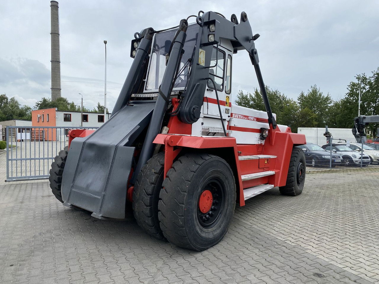 SVETRUCK TMF 12/9 HB / 1 Owner / Elme Spreader / Wood LOG A RM - Reach stacker: das Bild 4 SVETRUCK TMF 12/9 HB / 1 Owner / Elme Spreader / Wood LOG A RM - Reach stacker: das Bild 4
