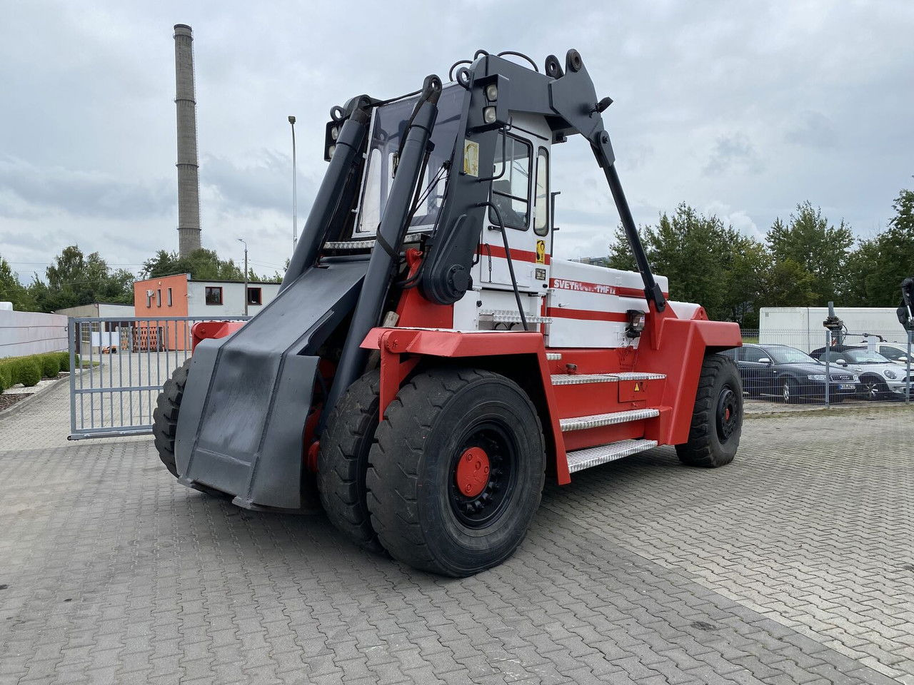 Svetruck TMF 12/9 HB / 1 Owner / Reach Stacker / Elme Sprea DER - Gabelstapler: das Bild 4 Svetruck TMF 12/9 HB / 1 Owner / Reach Stacker / Elme Sprea DER - Gabelstapler: das Bild 4