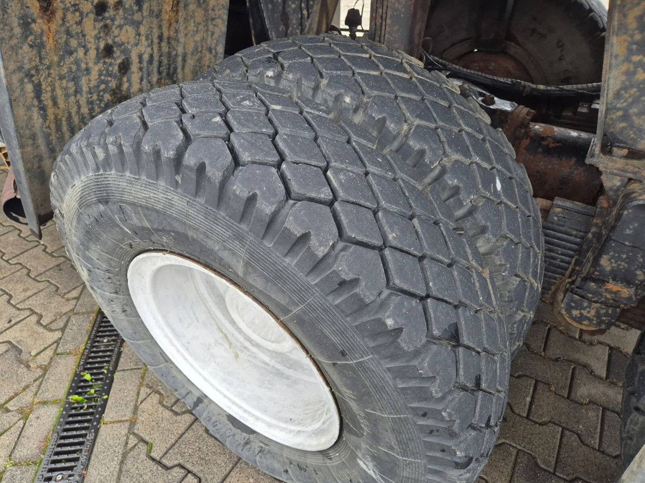 TATRA Tatra T 815 6X6 / 20Tons / Chepper – Leasing TATRA Tatra T 815 6X6 / 20Tons / Chepper: das Bild 25