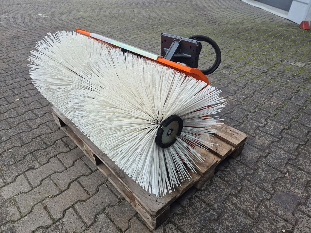 Tuchel Sweep Bagger KM 520 / NEW - Kehrbesen: das Bild 4 Tuchel Sweep Bagger KM 520 / NEW - Kehrbesen: das Bild 4