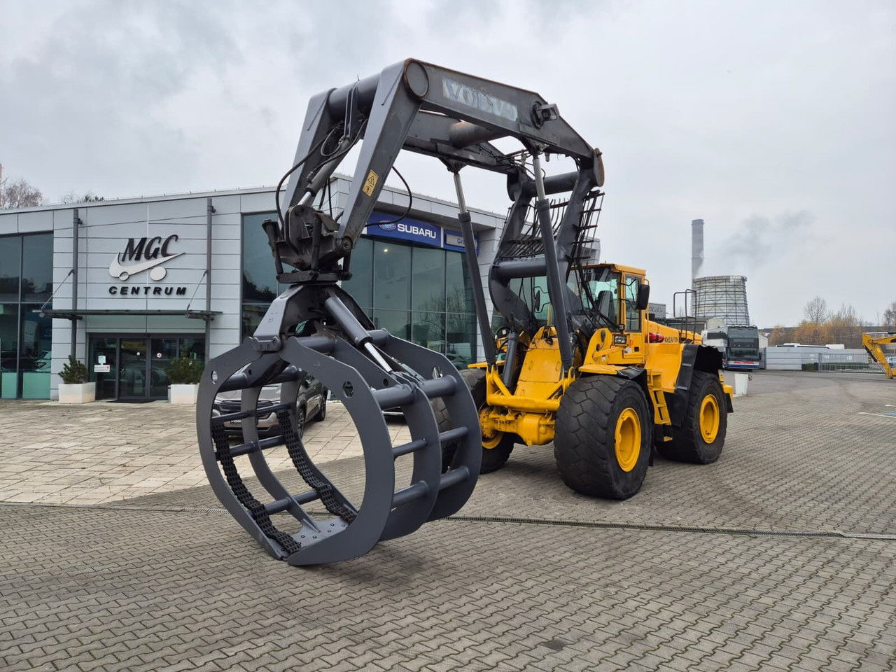 VOLVO L180 E / 4WD / 1 Owner / Wood LOG - Radlader: das Bild 3 VOLVO L180 E / 4WD / 1 Owner / Wood LOG - Radlader: das Bild 3