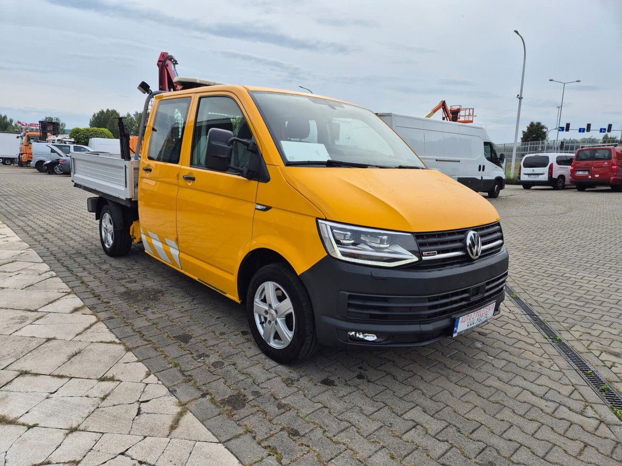 Volkswagen Transporter T6 / 4X4 / Long / Doka / NEW Service - Pritsche Transporter: das Bild 4 Volkswagen Transporter T6 / 4X4 / Long / Doka / NEW Service - Pritsche Transporter: das Bild 4