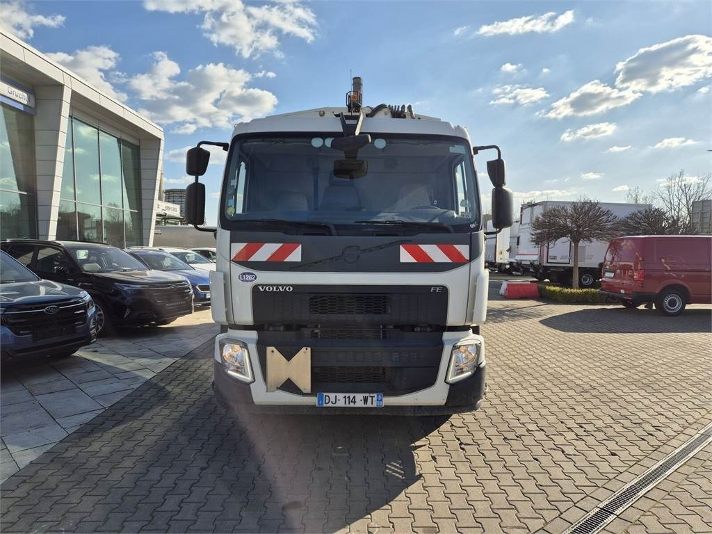 Volvo FE 280 / 13M3 / GEESINKNORBA / EURO 6 / 3 SEATS - Müllwagen: das Bild 3 Volvo FE 280 / 13M3 / GEESINKNORBA / EURO 6 / 3 SEATS - Müllwagen: das Bild 3