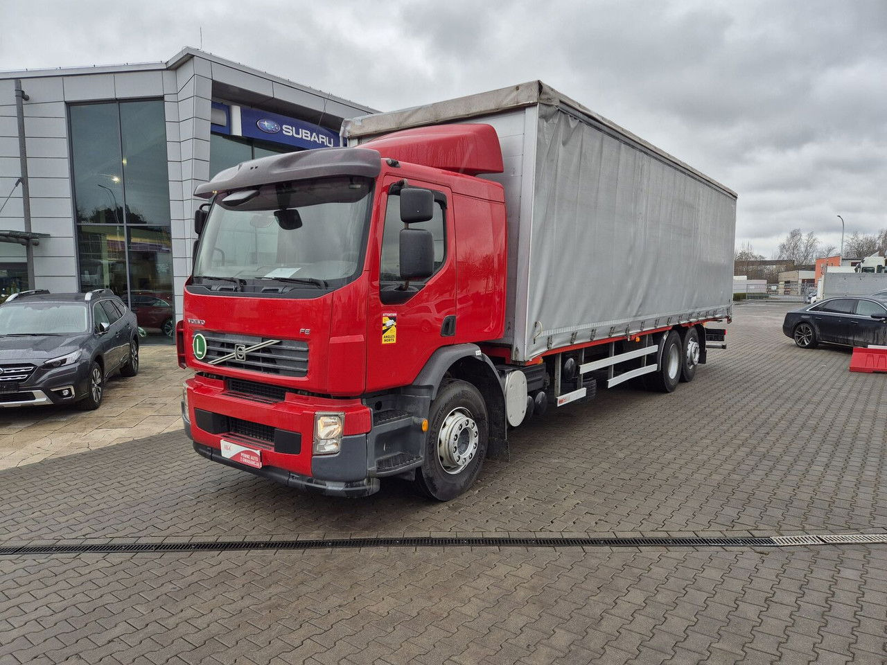 Volvo FE 320 62R / Serviced / 22 EP / Euro 4 - Plane LKW: das Bild 1 Volvo FE 320 62R / Serviced / 22 EP / Euro 4 - Plane LKW: das Bild 1