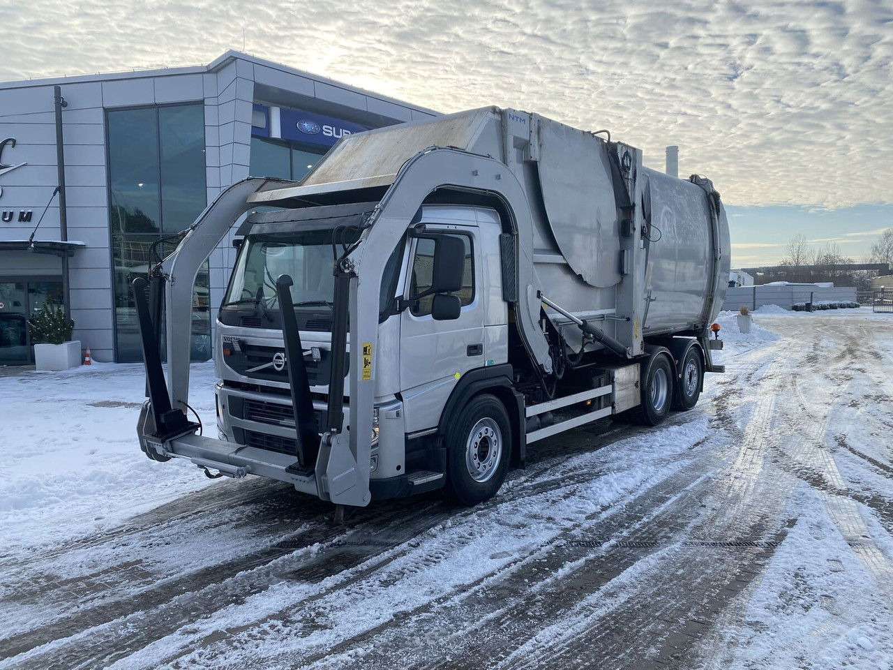 Volvo FM 420 6X2 / NTM / Super Condition - Müllwagen: das Bild 3 Volvo FM 420 6X2 / NTM / Super Condition - Müllwagen: das Bild 3