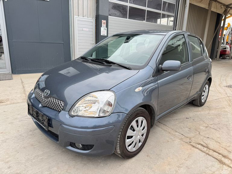 Toyota Yaris 1.3 - Petrol - 5 Doors - AC - Andere Technik: das Bild 1 Toyota Yaris 1.3 - Petrol - 5 Doors - AC - Andere Technik: das Bild 1