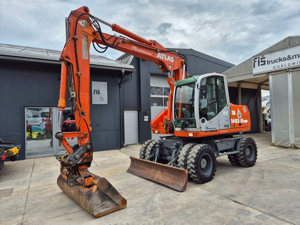 Atlas 1605 - 2005 Year - 2X Buckets - Mobilbagger: das Bild 1 Atlas 1605 - 2005 Year - 2X Buckets - Mobilbagger: das Bild 1