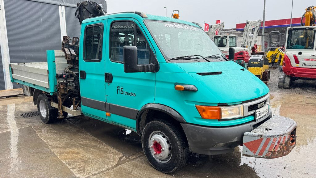 Iveco Daily 65 C15 stake body - Hiab 045-3 - 7.5M - Pritsche Transporter: das Bild 3 Iveco Daily 65 C15 stake body - Hiab 045-3 - 7.5M - Pritsche Transporter: das Bild 3