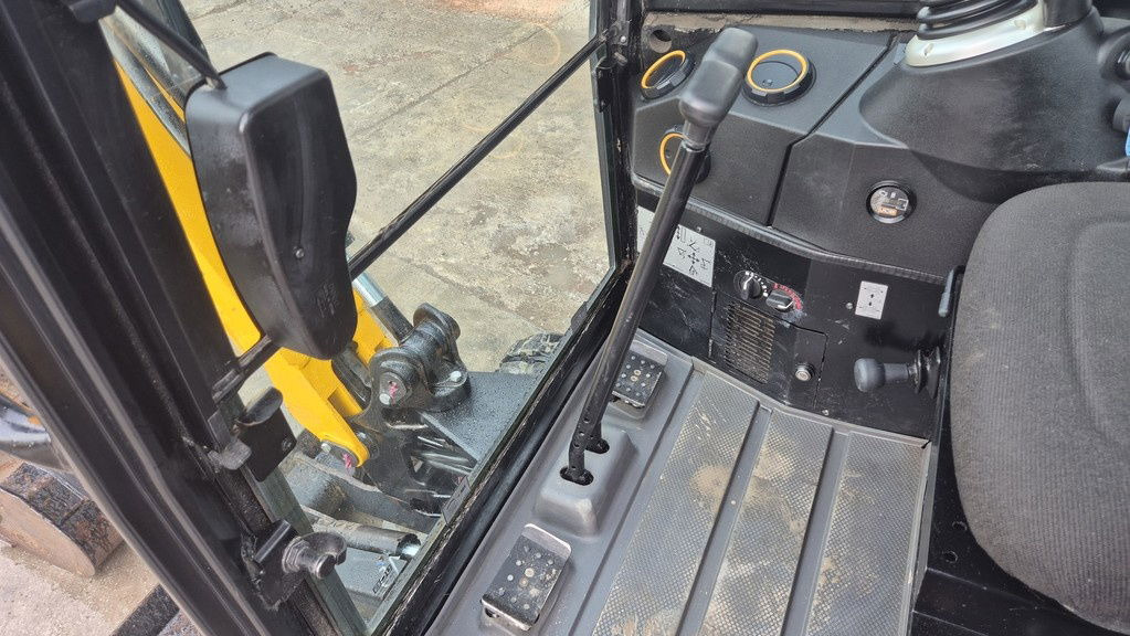 Minibagger JCB 16C-1 - 2021 Year - 935 Hours - Powertilt: das Bild 22