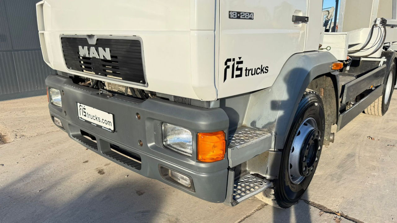 MAN 18.284 LK 4x2 absetz tipper - euro 2 - Containerwagen/ Wechselfahrgestell LKW: das Bild 2 MAN 18.284 LK 4x2 absetz tipper - euro 2 - Containerwagen/ Wechselfahrgestell LKW: das Bild 2