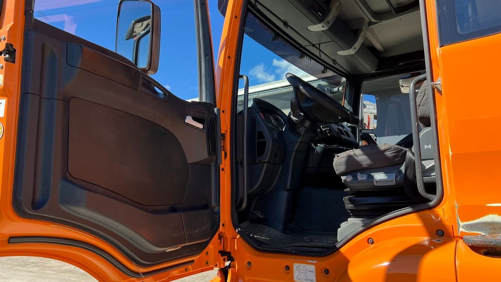 Holztransporter MAN TGA 33.480 6x6 forest truck - Complete Spring - LIV 170 Z + scissors: das Bild 22