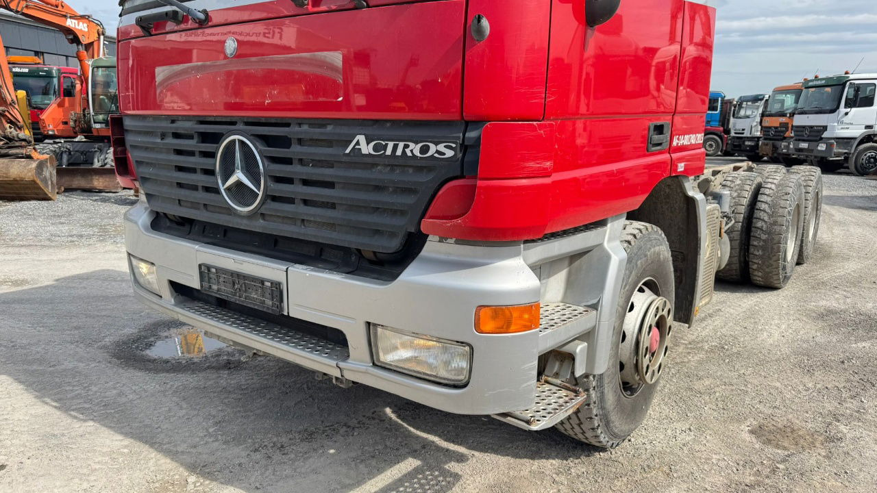 Mercedes-Benz Actros 2631 6x4 chassis - spring - Fahrgestell LKW: das Bild 2 Mercedes-Benz Actros 2631 6x4 chassis - spring - Fahrgestell LKW: das Bild 2