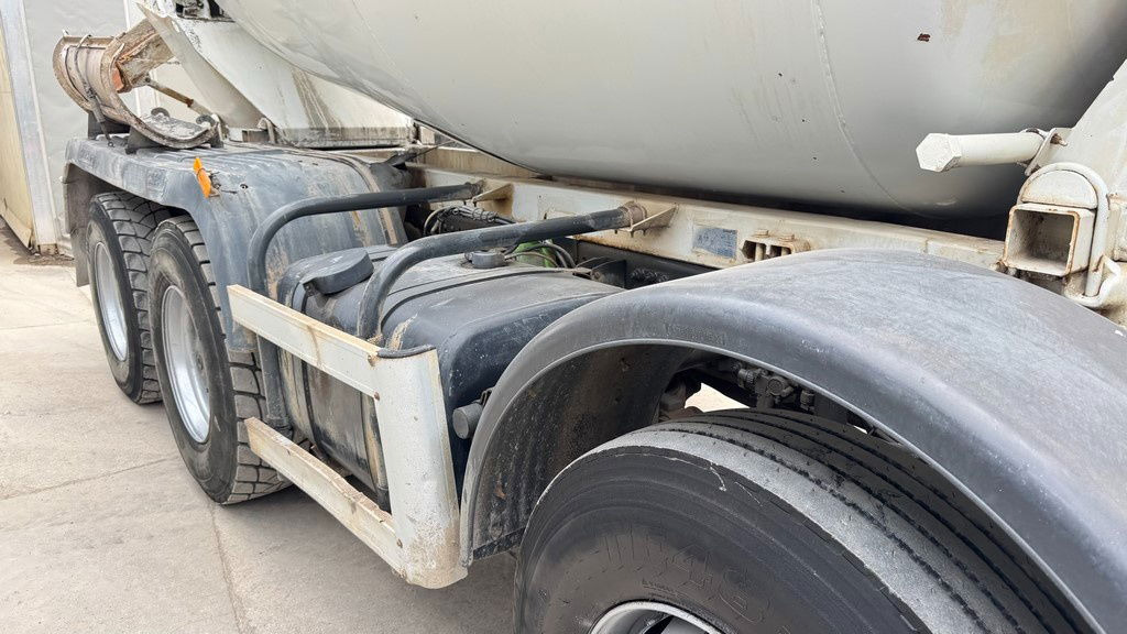 Mercedes-Benz Actros 3236 8x4 beton mixer 9m3 - Fahrmischer: das Bild 4 Mercedes-Benz Actros 3236 8x4 beton mixer 9m3 - Fahrmischer: das Bild 4