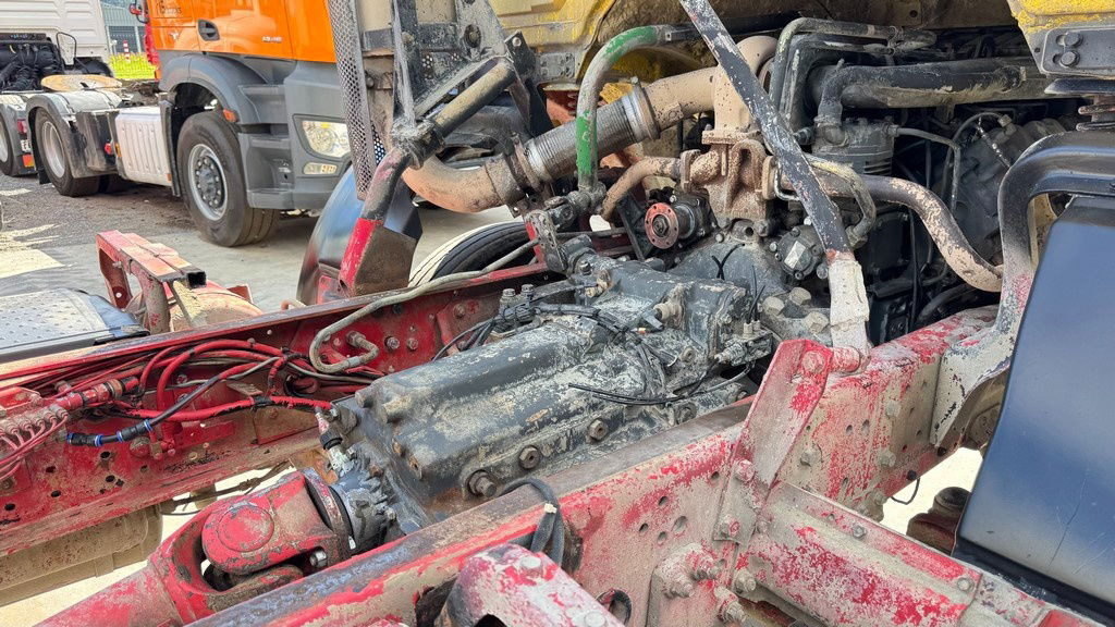 Fahrgestell LKW Mercedes-Benz SK 2627 6x4 chassis - V6 - full spring: das Bild 6