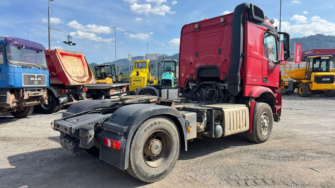 Mercedes-Benz Arocs 1945 HAD 4X4 tractor unit - tipper hydraulics - retarder - Sattelzugmaschine: das Bild 5 Mercedes-Benz Arocs 1945 HAD 4X4 tractor unit - tipper hydraulics - retarder - Sattelzugmaschine: das Bild 5