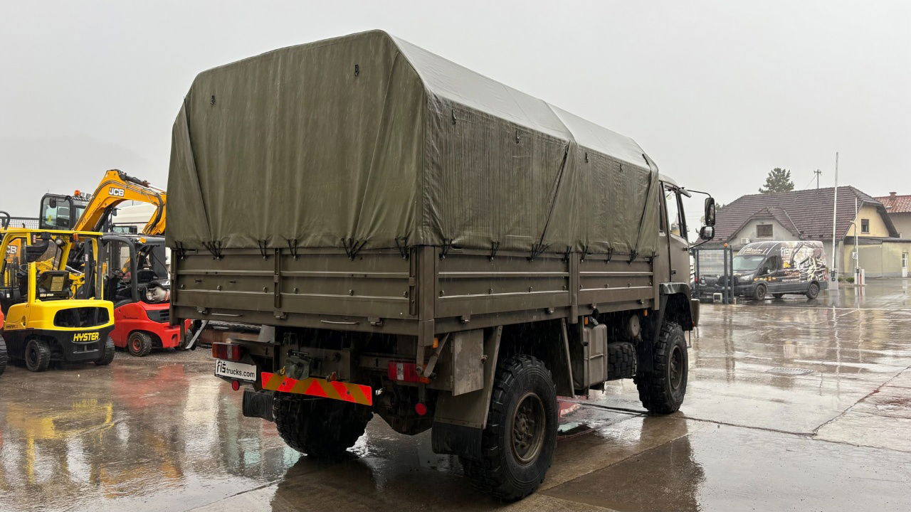 Steyr 12M18 4X4 stake body - 62.000km - Plane LKW: das Bild 3 Steyr 12M18 4X4 stake body - 62.000km - Plane LKW: das Bild 3