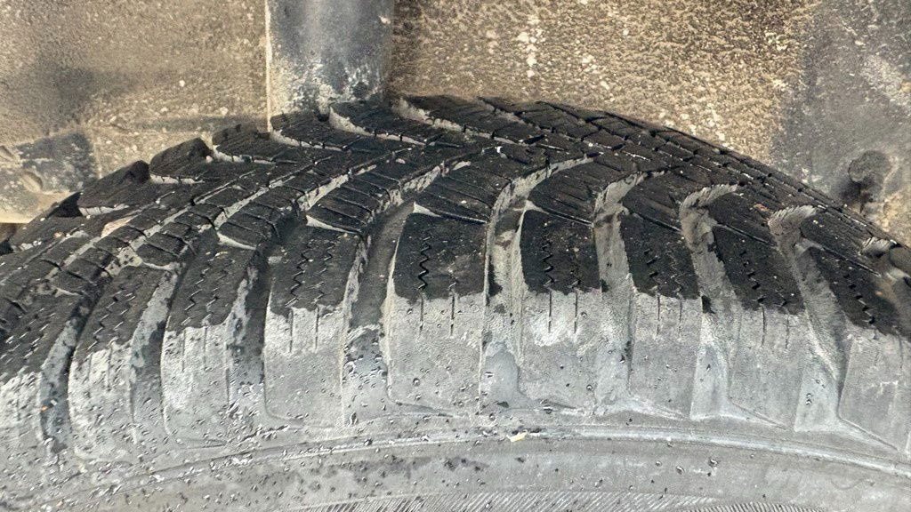 Toyota Yaris 1.3 - Petrol - 5 Doors - AC - Schrägheck: das Bild 5 Toyota Yaris 1.3 - Petrol - 5 Doors - AC - Schrägheck: das Bild 5