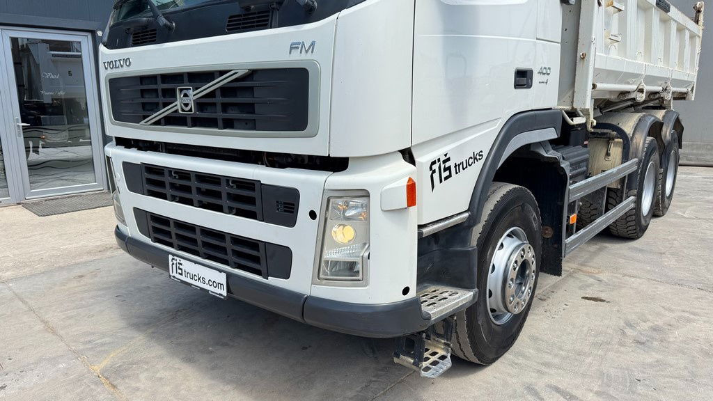 Volvo FM 400 6x4 bordmatic tipper - motor brake - Kipper: das Bild 2 Volvo FM 400 6x4 bordmatic tipper - motor brake - Kipper: das Bild 2