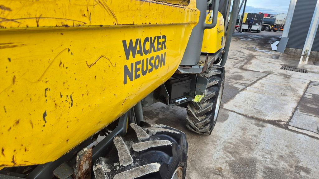 WACKER NEUSON 1001 - 2017 Year - 1540 Working Hours - Mini-Kipper: das Bild 4 WACKER NEUSON 1001 - 2017 Year - 1540 Working Hours - Mini-Kipper: das Bild 4