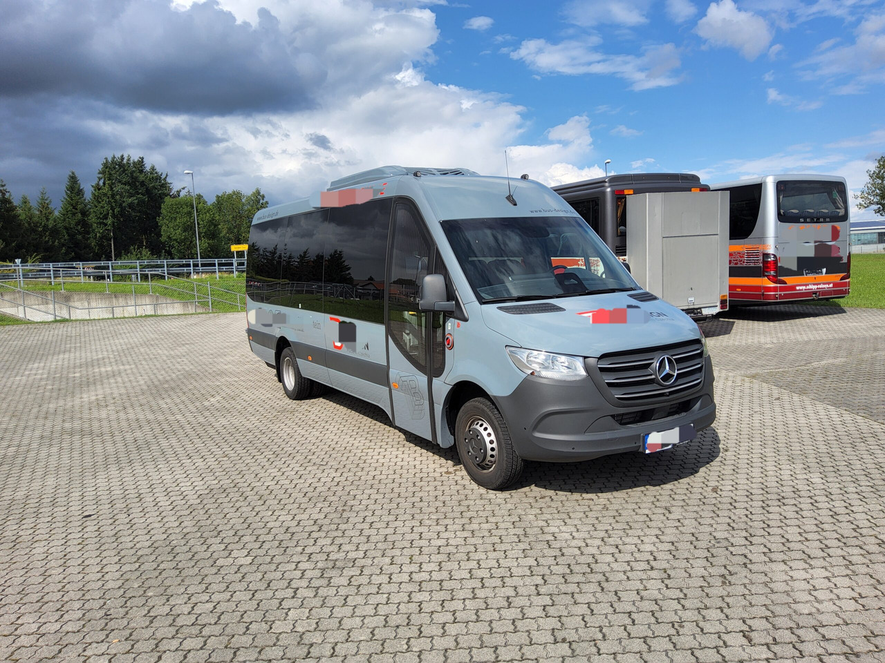 Mercedes Benz 517 cdi BusDesign Comfort 19+1+1 Schlafsitze / USB / Klima / Automatik - Kleinbus, Personentransporter: das Bild 1 Mercedes Benz 517 cdi BusDesign Comfort 19+1+1 Schlafsitze / USB / Klima / Automatik - Kleinbus, Personentransporter: das Bild 1