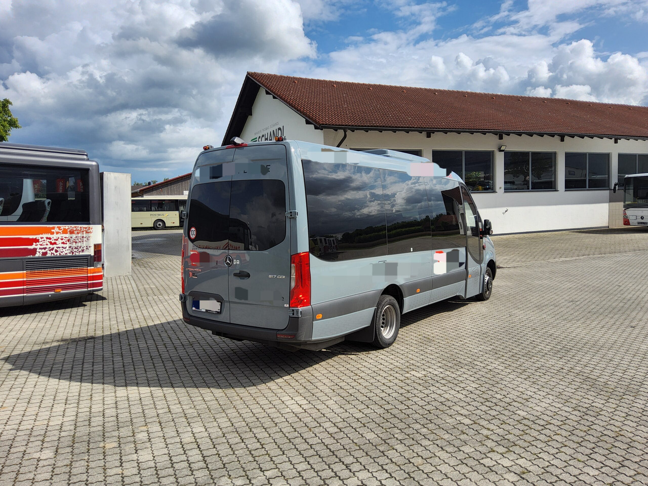 Mercedes Benz 517 cdi BusDesign Comfort 19+1+1 Schlafsitze / USB / Klima / Automatik - Kleinbus, Personentransporter: das Bild 4 Mercedes Benz 517 cdi BusDesign Comfort 19+1+1 Schlafsitze / USB / Klima / Automatik - Kleinbus, Personentransporter: das Bild 4