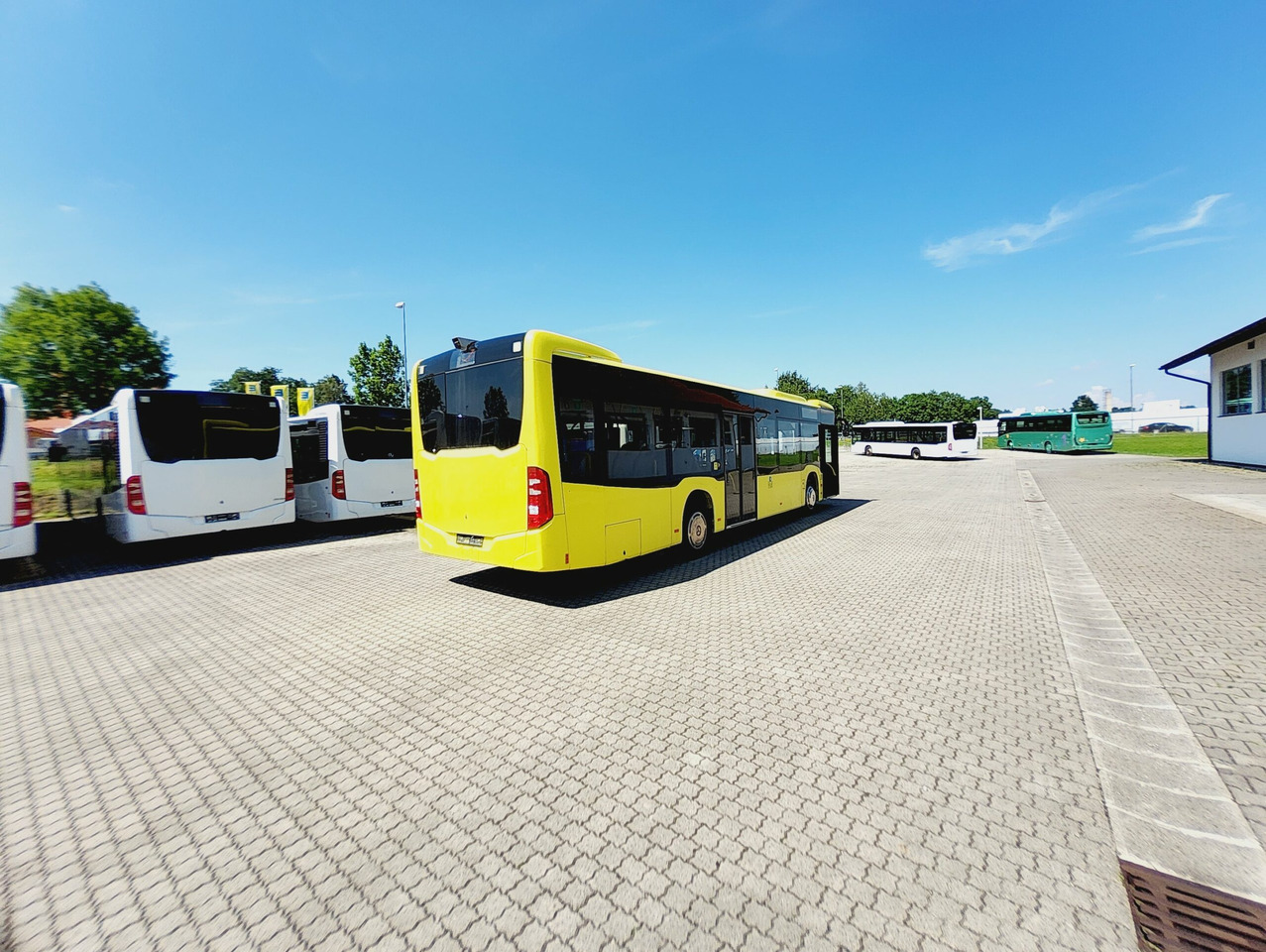 Mercedes Benz O 530 Citaro 354 PS / Klima / Doppelglas / Euro 6 - Linienbus: das Bild 4 Mercedes Benz O 530 Citaro 354 PS / Klima / Doppelglas / Euro 6 - Linienbus: das Bild 4