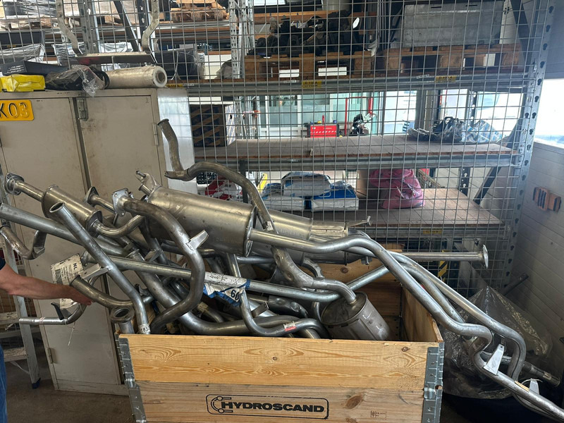 Mitsubishi Canter Fuso, Pajero, L200, L300, L400 8000 pcs. NEW !!! - Ersatzteile: das Bild 5 Mitsubishi Canter Fuso, Pajero, L200, L300, L400 8000 pcs. NEW !!! - Ersatzteile: das Bild 5