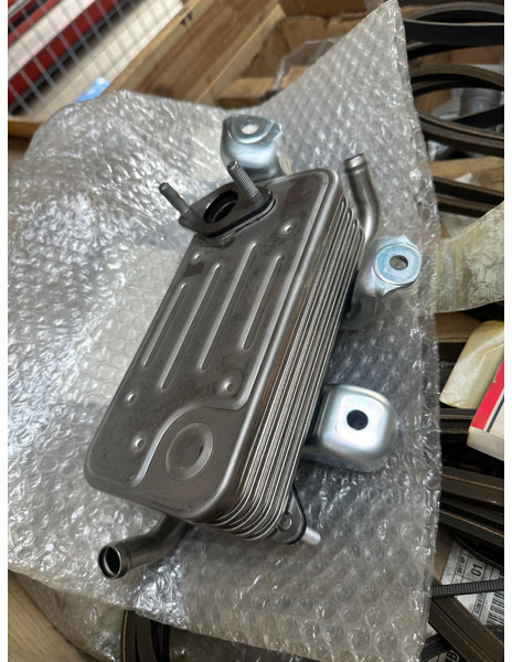 Mitsubishi Canter Fuso, Pajero, L200, L300, L400 8000 pcs. NEW !!! - Ersatzteile: das Bild 2 Mitsubishi Canter Fuso, Pajero, L200, L300, L400 8000 pcs. NEW !!! - Ersatzteile: das Bild 2