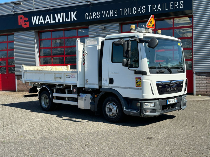 MAN TGL 8.220 2 sides tipper Kipper - Kipper: das Bild 3 MAN TGL 8.220 2 sides tipper Kipper - Kipper: das Bild 3