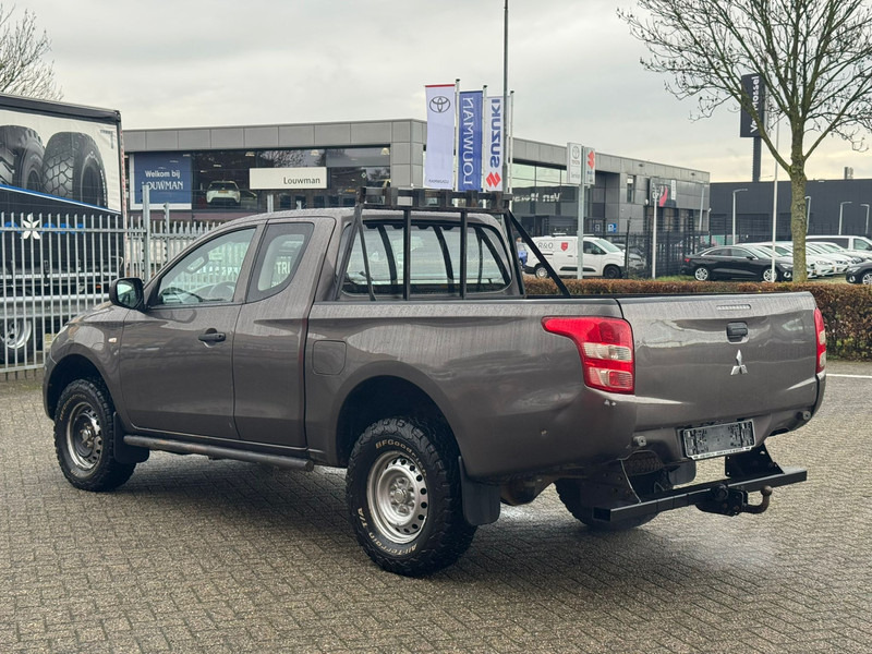 Mitsubishi L200 4*4 airco - Pick-up: das Bild 4 Mitsubishi L200 4*4 airco - Pick-up: das Bild 4