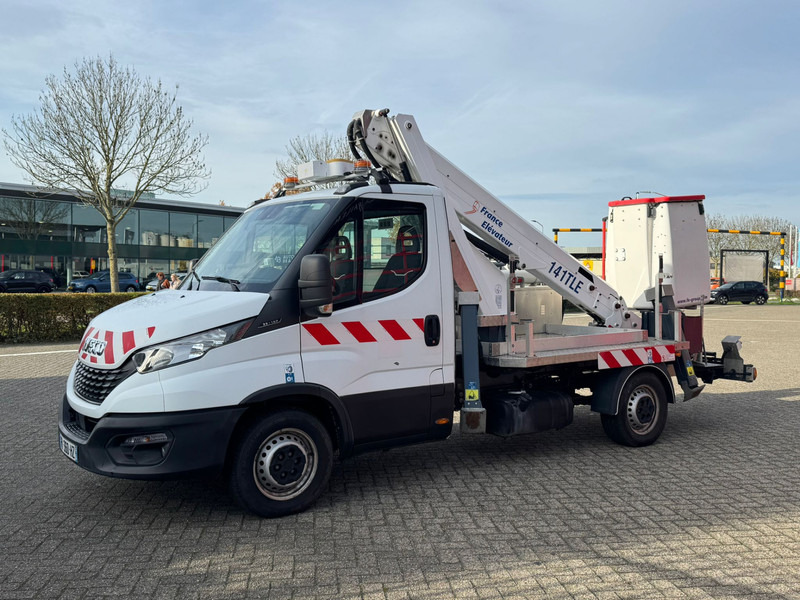 Iveco Daily 35S14 Werkhoogte 14 mtr, 221 draaiuren 18.215 km - Transporter: das Bild 3 Iveco Daily 35S14 Werkhoogte 14 mtr, 221 draaiuren 18.215 km - Transporter: das Bild 3