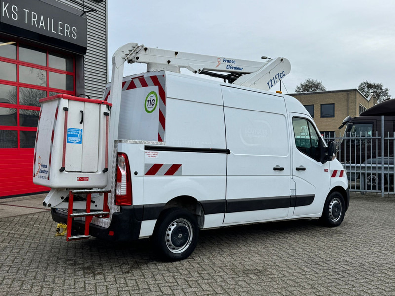 Renault Master 320 hours - Transporter: das Bild 3 Renault Master 320 hours - Transporter: das Bild 3