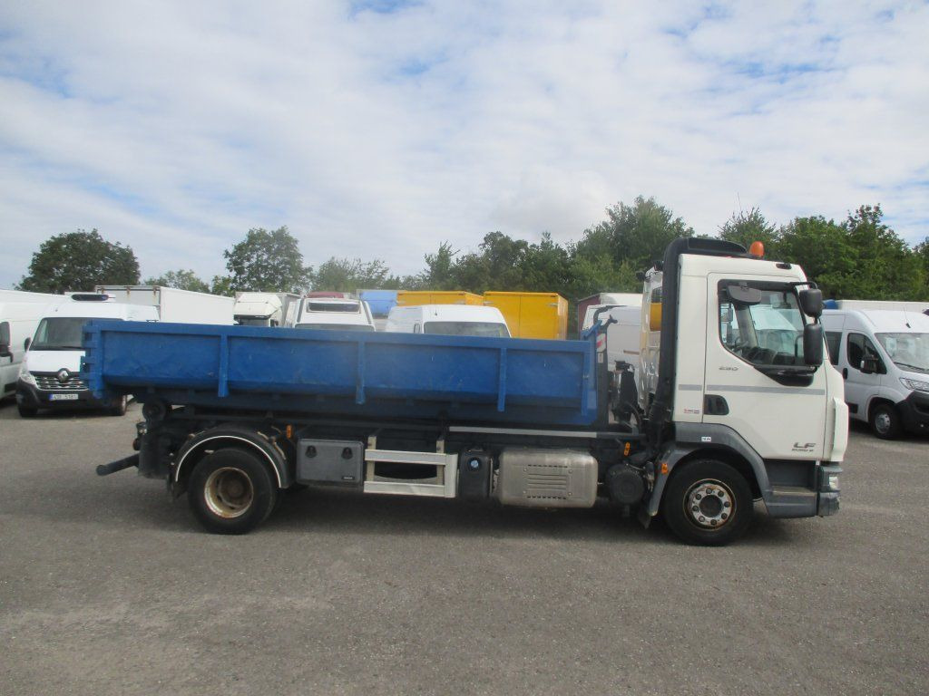 DAF LF 12.250 - Abrollkipper: das Bild 5 DAF LF 12.250 - Abrollkipper: das Bild 5
