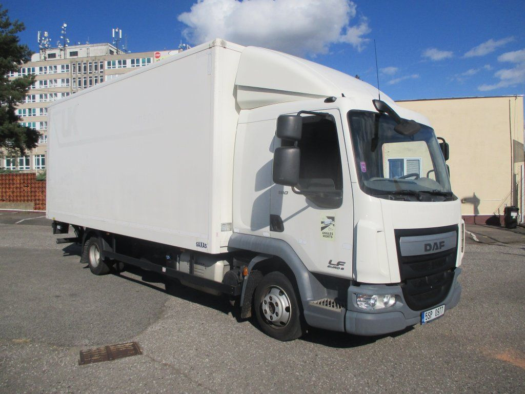 DAF LF 180 mit LBW - Koffer Transporter: das Bild 3 DAF LF 180 mit LBW - Koffer Transporter: das Bild 3