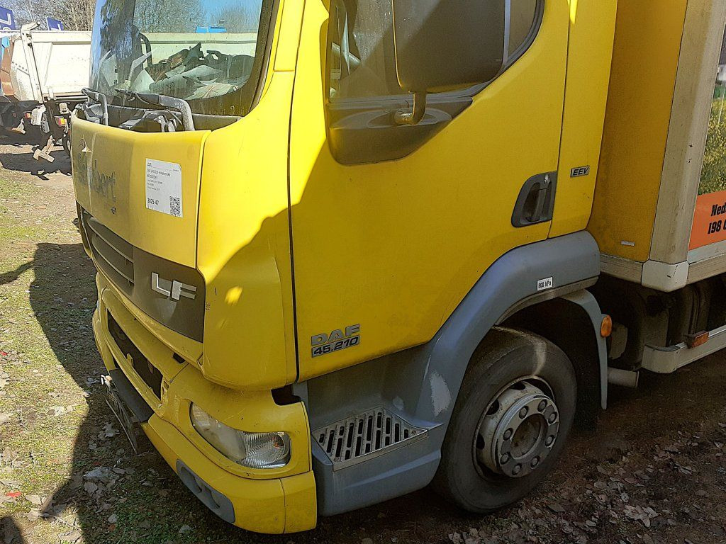 DAF LF45.210 mit Carrier Motorschaden engineproblem - Kühlkoffer LKW: das Bild 3 DAF LF45.210 mit Carrier Motorschaden engineproblem - Kühlkoffer LKW: das Bild 3