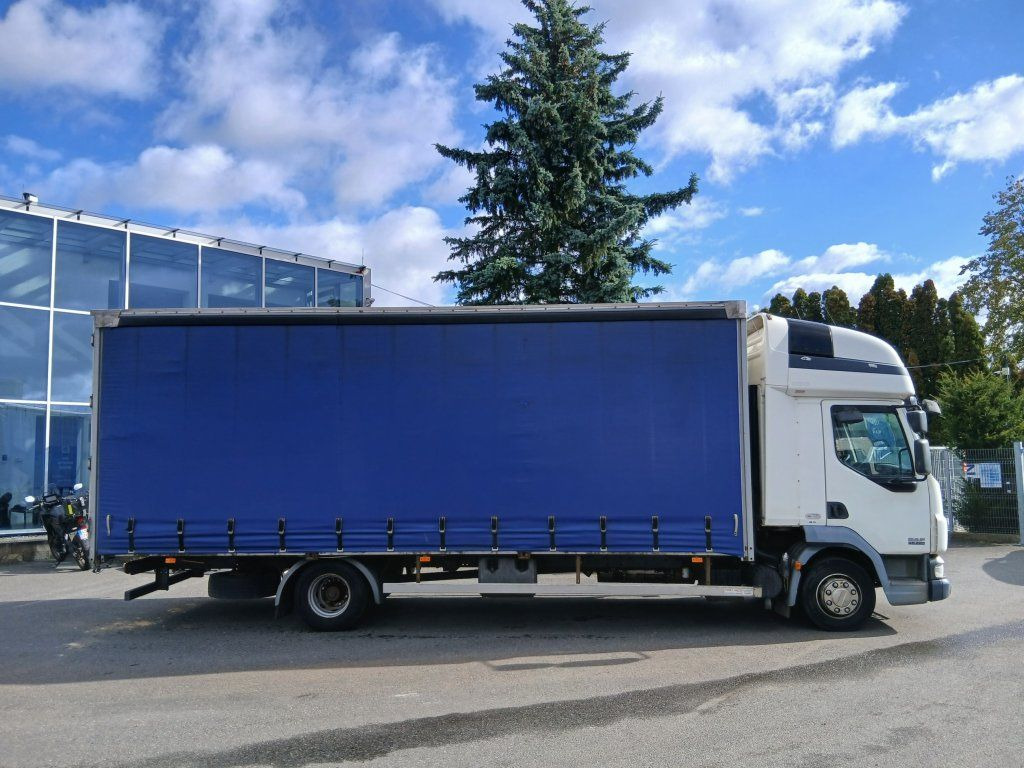 DAF LF45.220 EURO 4 - Plane LKW: das Bild 3 DAF LF45.220 EURO 4 - Plane LKW: das Bild 3