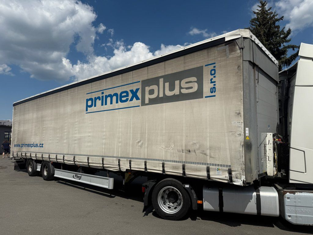 Fliegl MEGA/lowdeck 2xAchsen - Planenauflieger: das Bild 1 Fliegl MEGA/lowdeck 2xAchsen - Planenauflieger: das Bild 1