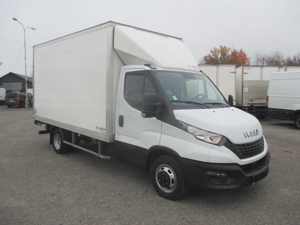 Iveco Daily 35C16 - Koffer Transporter: das Bild 3 Iveco Daily 35C16 - Koffer Transporter: das Bild 3