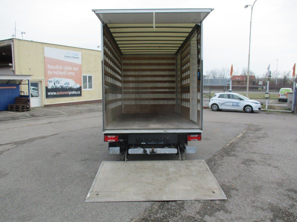 Koffer Transporter Iveco Daily 35C16: das Bild 7 Koffer Transporter Iveco Daily 35C16: das Bild 7