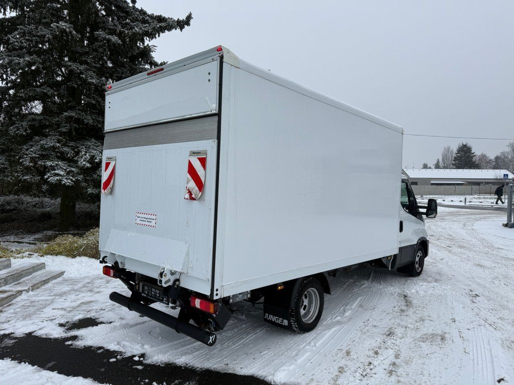 Iveco Daily 35C16 - Koffer Transporter: das Bild 4 Iveco Daily 35C16 - Koffer Transporter: das Bild 4