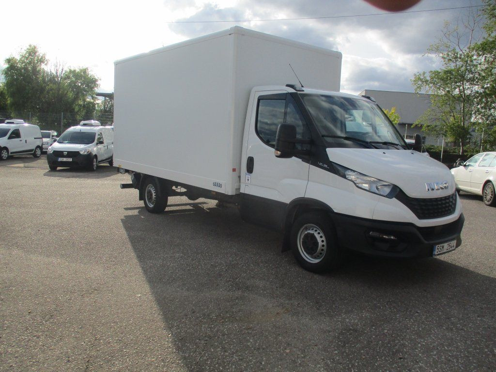 Iveco Daily 35S16 mit LBW - Koffer Transporter: das Bild 3 Iveco Daily 35S16 mit LBW - Koffer Transporter: das Bild 3