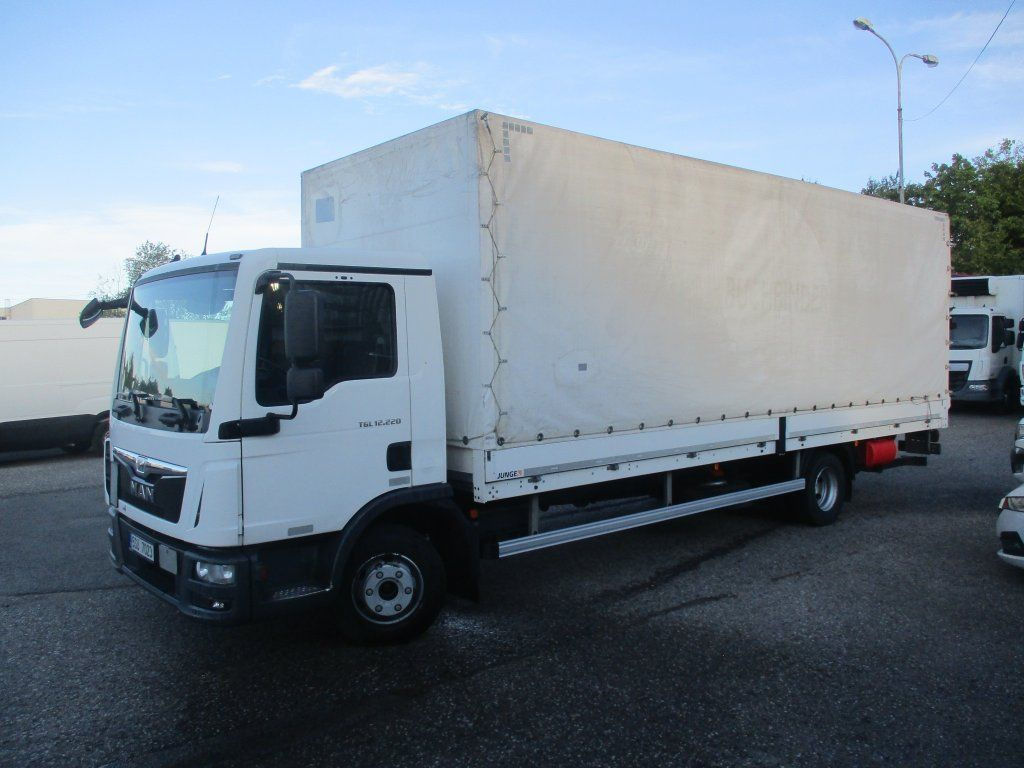 MAN TGL 12.220 - Plane LKW: das Bild 1 MAN TGL 12.220 - Plane LKW: das Bild 1